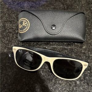 Ray-Ban Classic Black and Cream Sunglasses